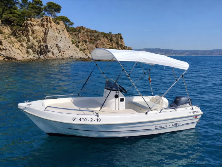 Motorboat for rent Marseille at the best price