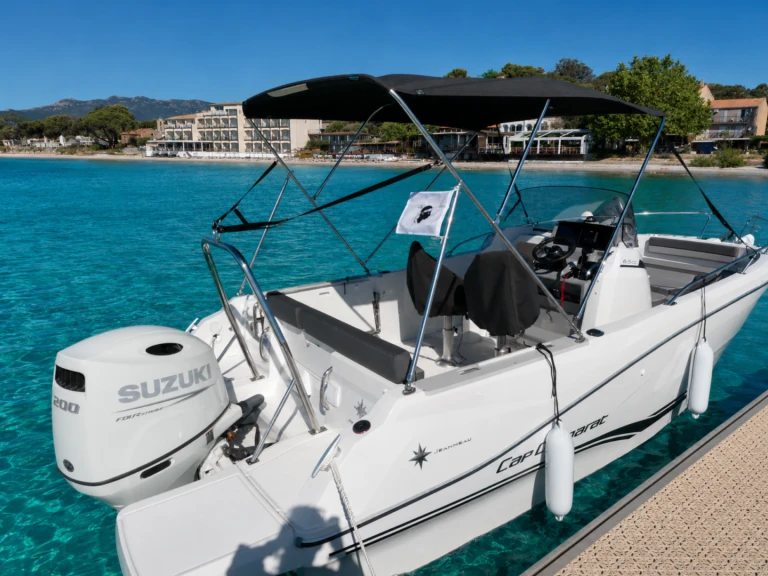 Motorboat for rent Porto-Vecchio at the best price