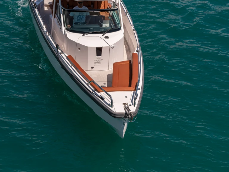 Axopar Axopar 28 T-Top in Split on SamBoat