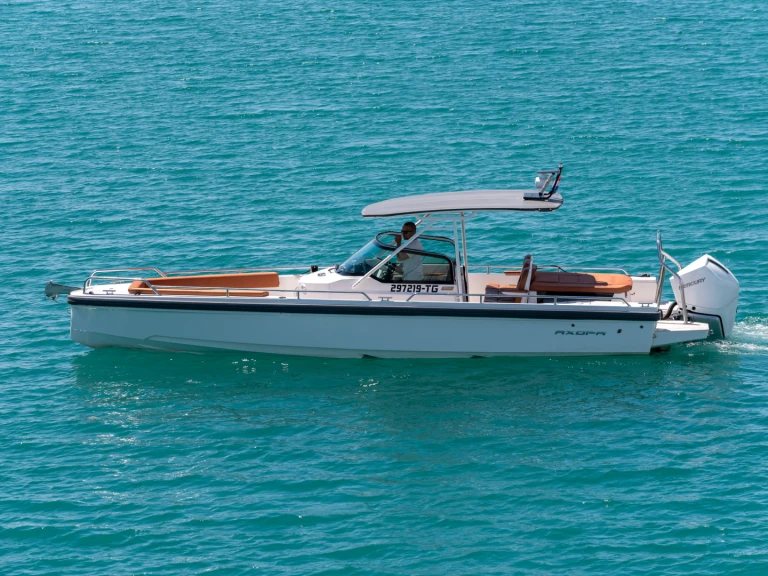 Boat rental Axopar Axopar 28 T-Top in Split on Samboat