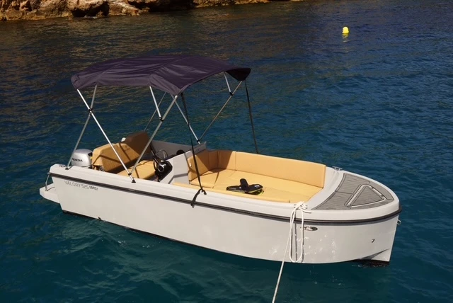 Motorboat rental with or without captain Valory France