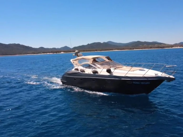 Motorboat rental in San Teodoro - Azimut Atlantis 42