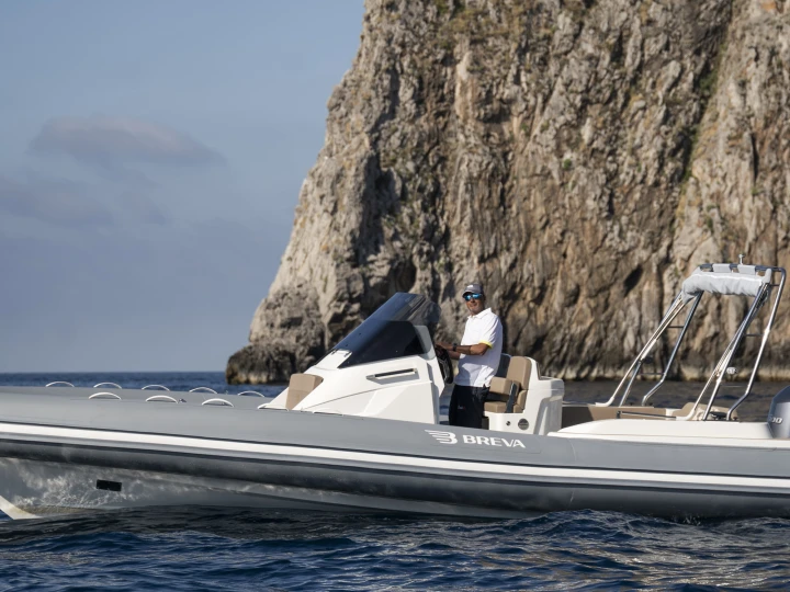 Yacht charter Sorrento cheap BREVA 800