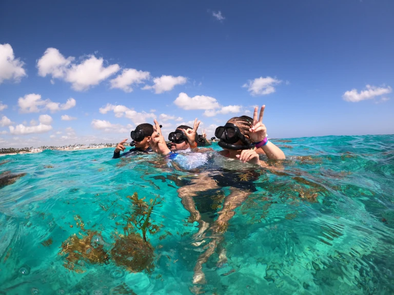 Yacht charter La Romana cheap custom