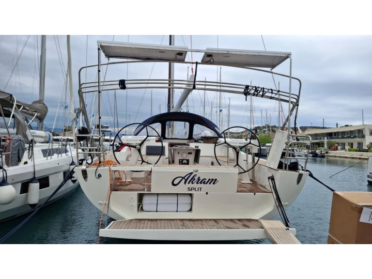 Boat rental D&D Yacht D&D Kufner 57 in Trogir on Samboat