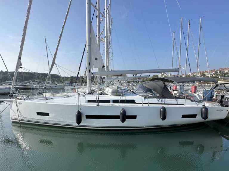 Sailboat rental with or without captain Hanse Pula