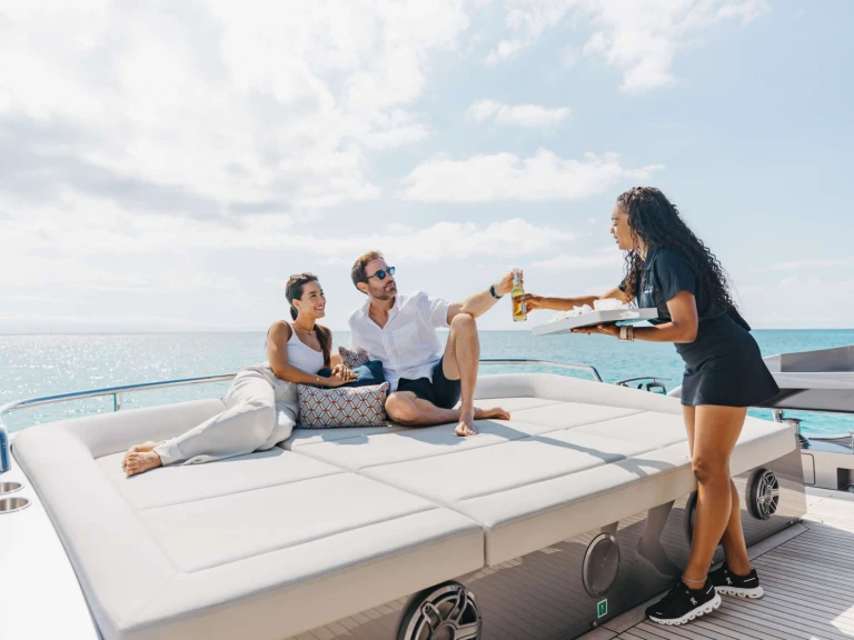 Luxury Yacht rental in Nassau - Pershing TIME OFF