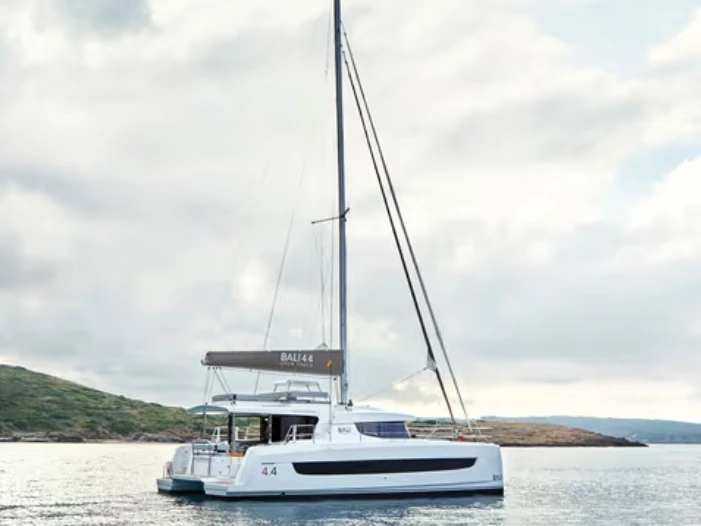 Catamaran rental in Airlie Beach - Bali Bali 4.4
