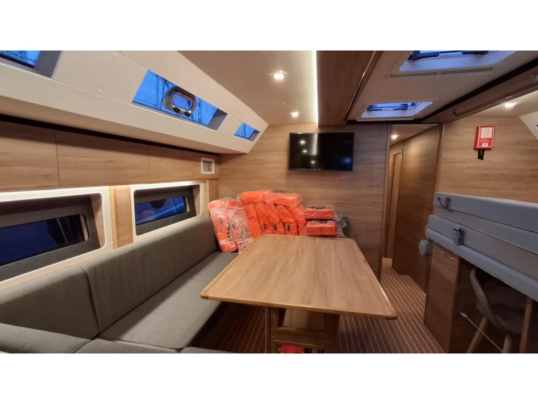 Boat rental D&D Yacht D&D Kufner 57 in Trogir on Samboat