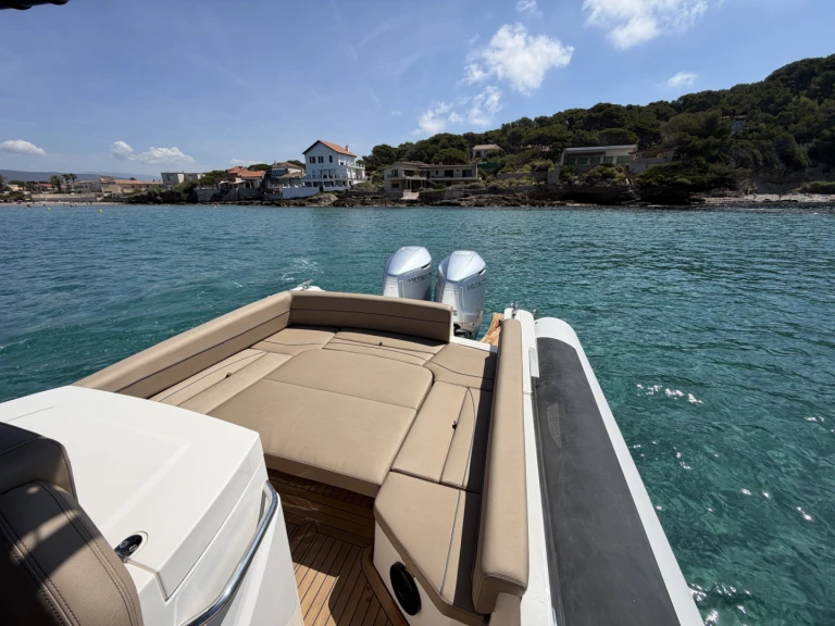 Yacht charter La Madrague cheap SPORT 33 GTO