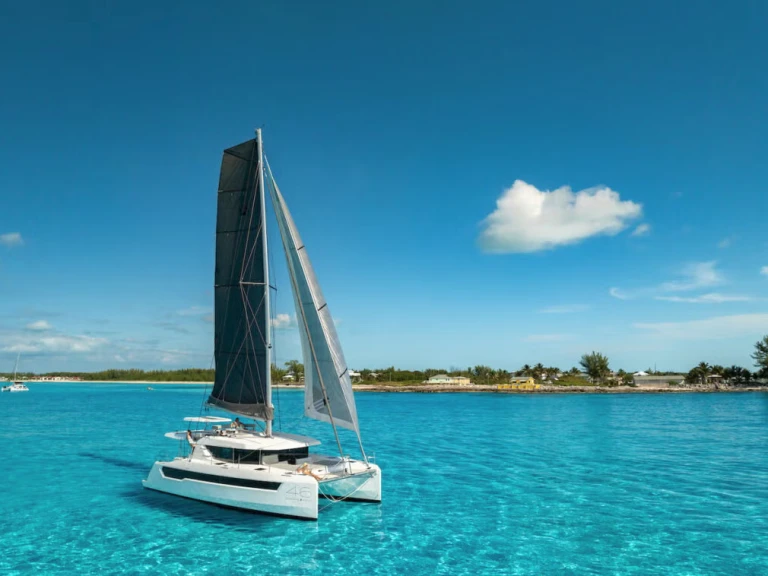 Catamaran rental in Procida - Leopard Catamarans / Robertson & Caine Leopard 46 - 5 cab.