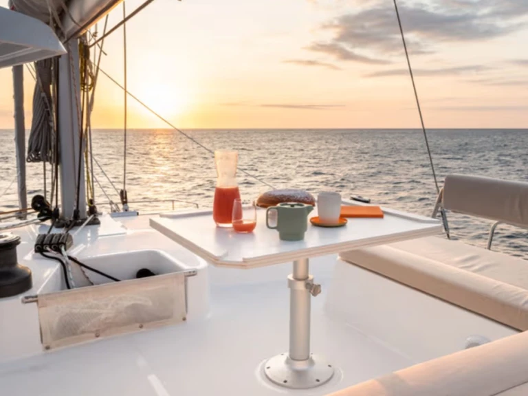 Catamaran for rent Airlie Beach at the best price
