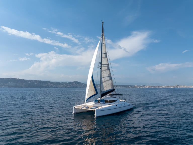 Catamaran rental with or without captain Fountaine Pajot Cannes