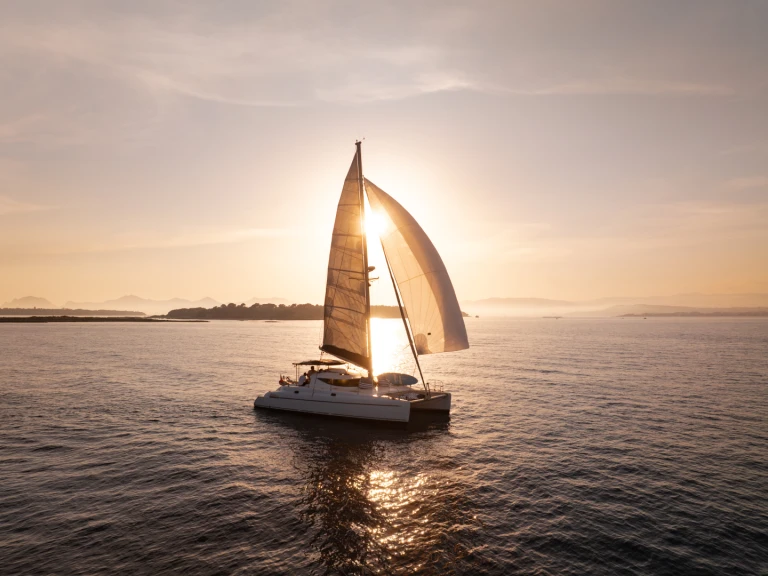 Bareboat Rental Catamaran Fountaine Pajot with a boat licence