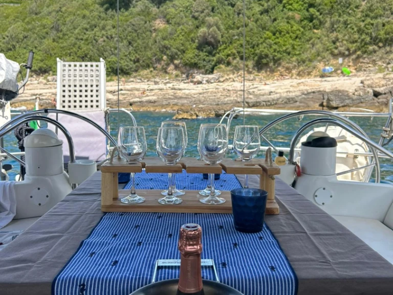 Yacht charter Marina Lido cheap Sun Odyssey 40