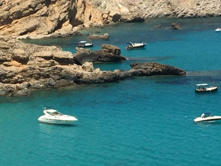 Motorboat rental in Mahon Port - Gobbi Atlantis 425 SC