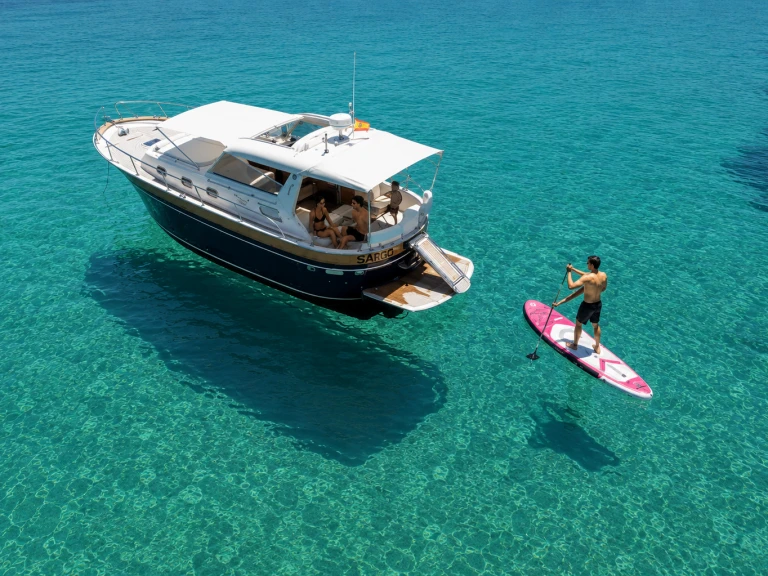 Yacht charter Mahon Port cheap 100 comfort