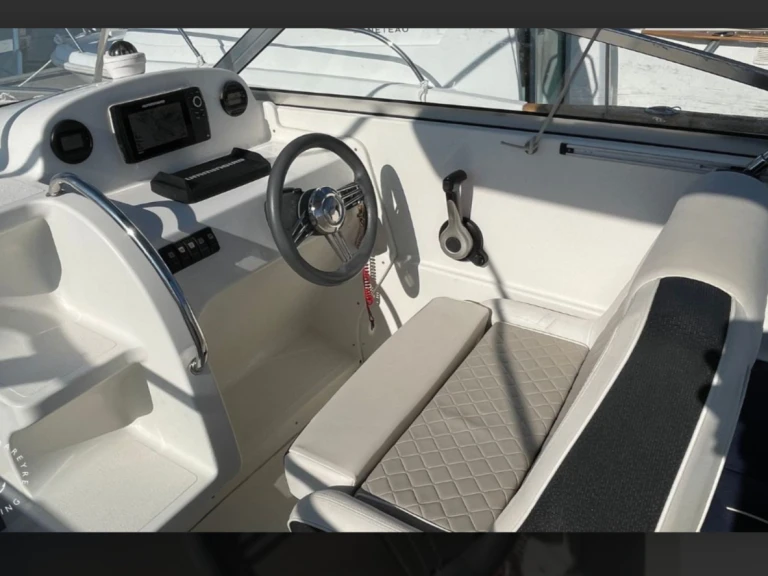 Pacific Craft Pacific Craft 690 DC charter bareboat or captained in  Pornichet