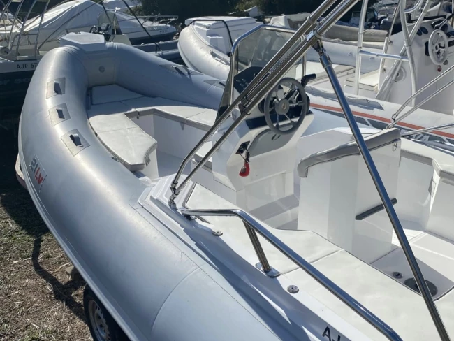 Yacht charter Portigliolo cheap 21LV