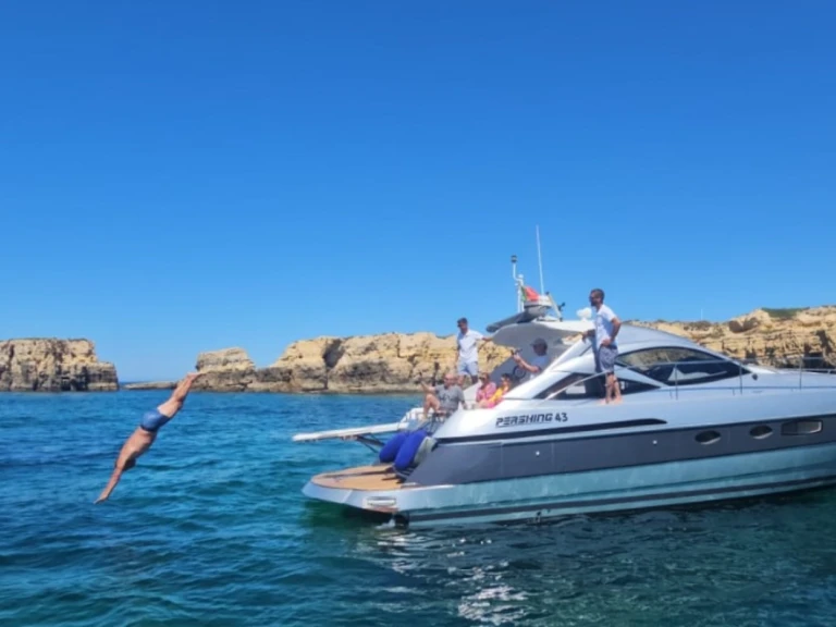 Pershing Pershing 43 HT charter bareboat or captained in  Albufeira