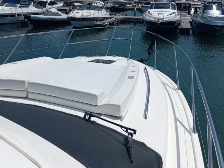 Motorboat for rent Castellammare di Stabia at the best price