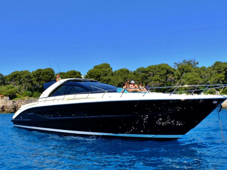 Luxury Yacht rental with or without captain Riva Saint-Laurent-du-Var