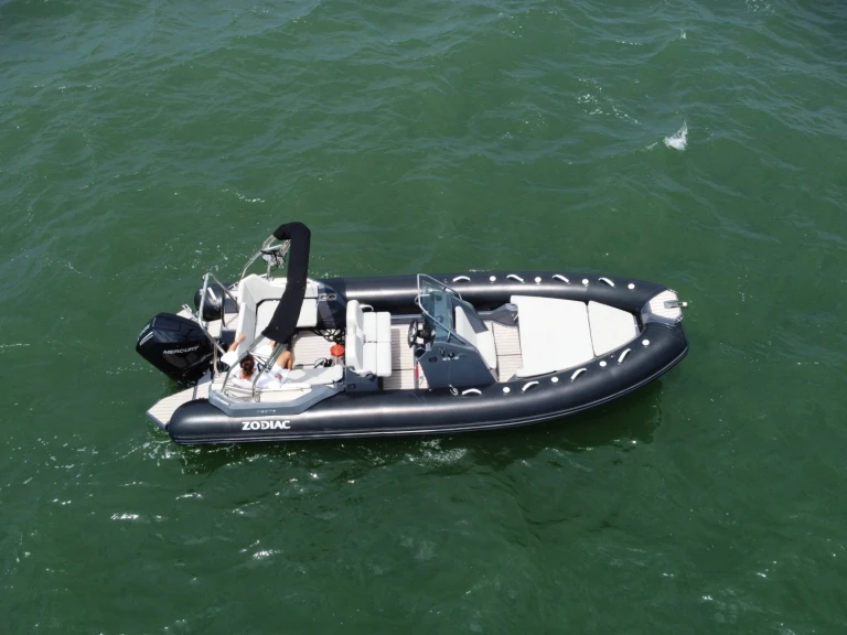 RIB rental in Arcachon - Zodiac Medline 6.8