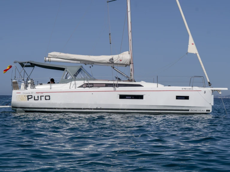 Yacht charter Palma de Mallorca cheap 37.1 firts line