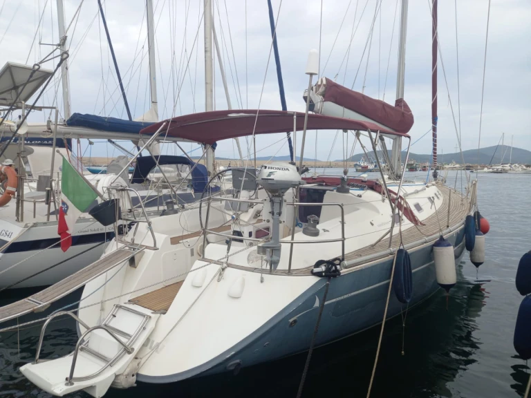Bareboat Rental Sailboat Poncin Yachts with a boat licence
