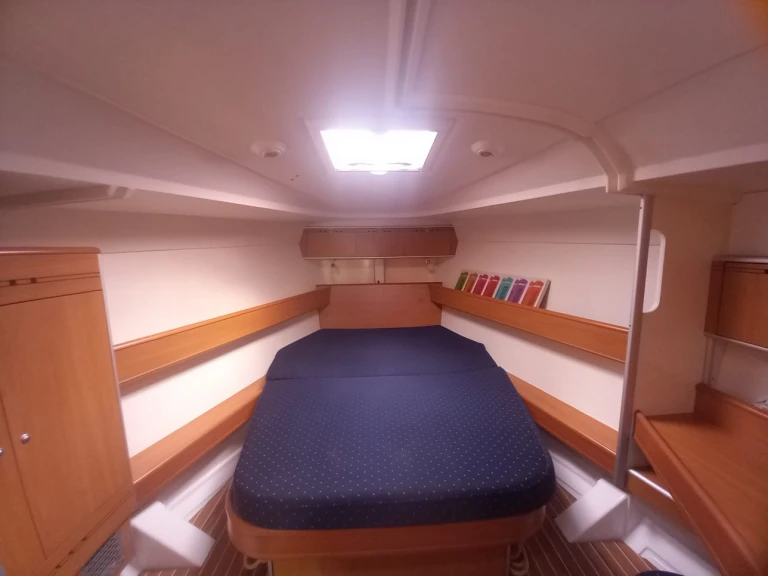 Poncin Yachts Harmony 47 in Porto di Alghero on SamBoat