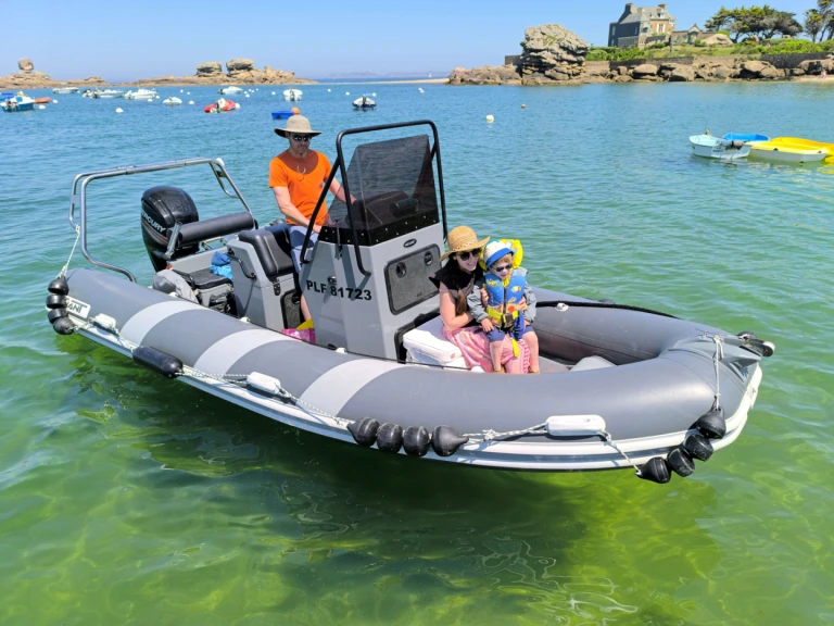 RIB rental in Trégastel - Valiant Valiant 580 Comfort
