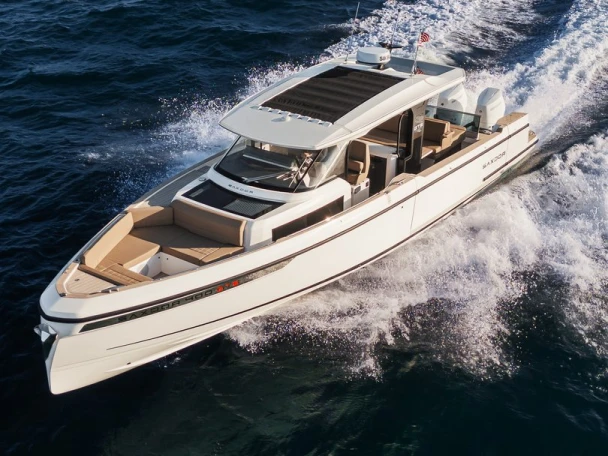 Motorboat for rent Ibiza Town at the best price