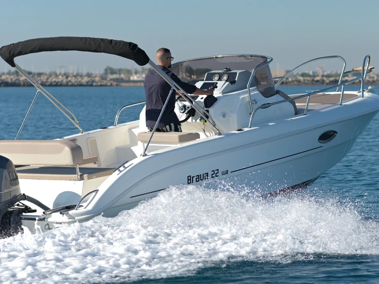  Mingolla Brava 22WA in Pula on SamBoat