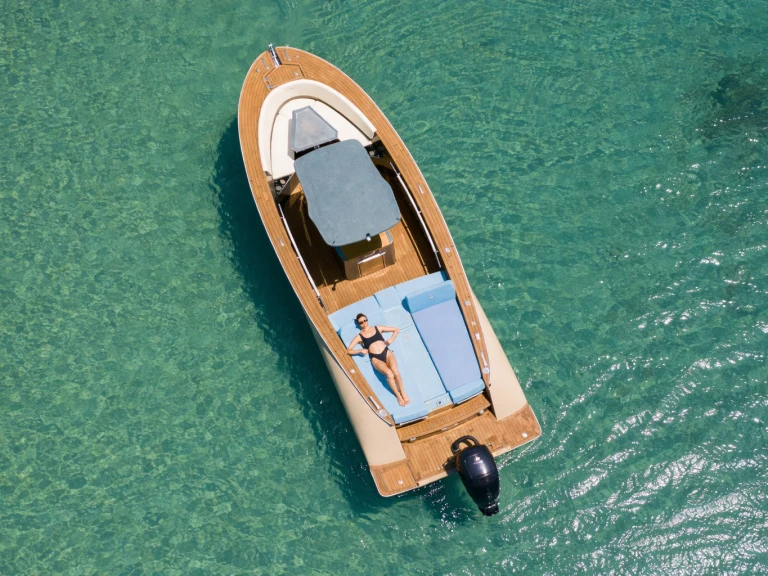 Boat rental Lilybaeum Lily Levanto 25 in Port d'Andratx on Samboat