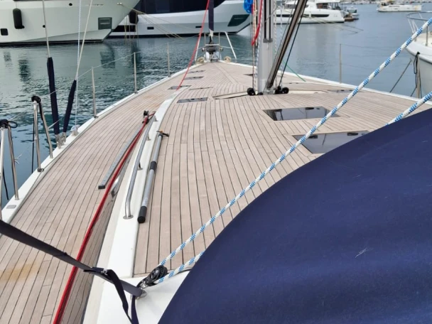 Bareboat Rental Sailboat D&D Yacht with a boat licence