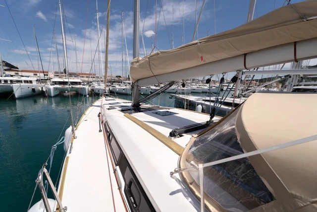 Rent a Dufour Dufour 460 Grand Large Pirovac
