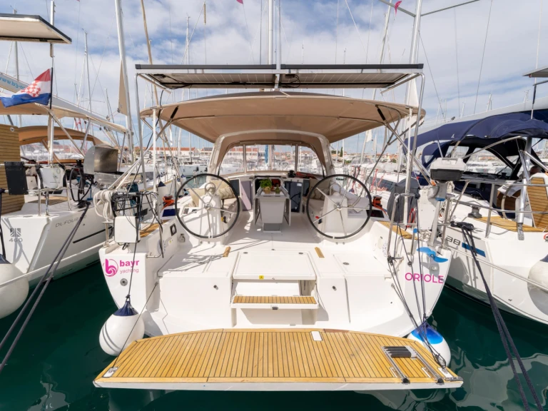 Sailboat rental in Pirovac - Bénéteau Oceanis 41.1