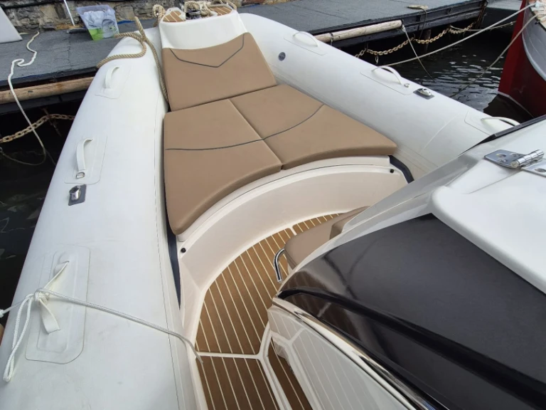 RIB rental with or without captain Bwa Cannigione