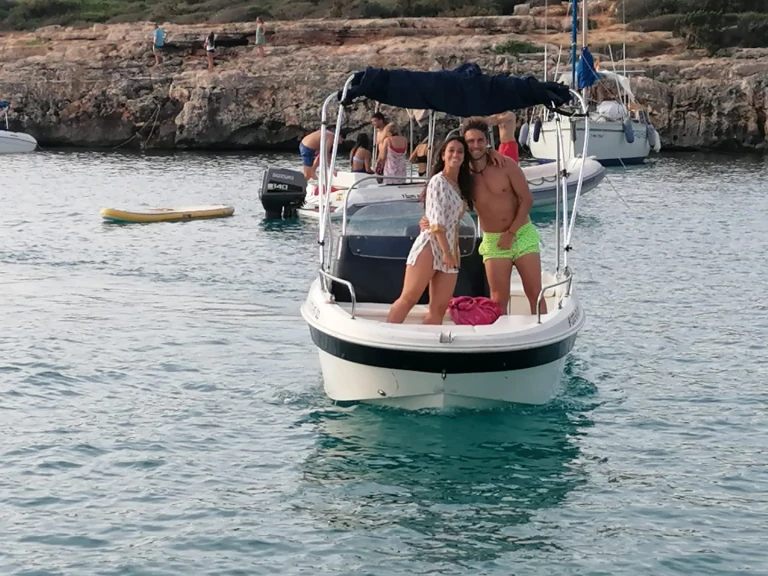 Yacht charter Ciutadella de Menorca cheap Remus 450 open