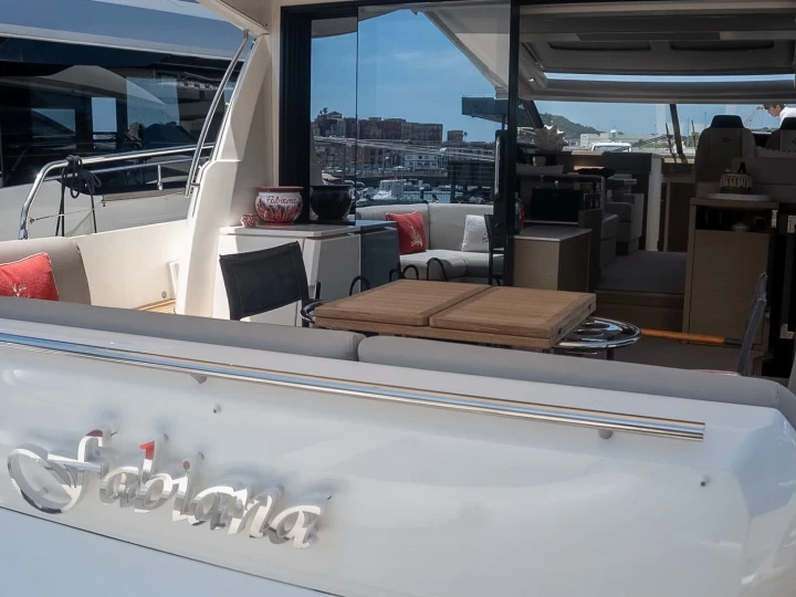 Prestige Prestige 520 S charter bareboat or captained in  Pozzuoli
