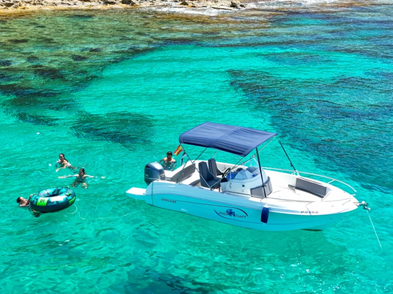 Boat rental Pacific Craft Pacific Craft 625 Open in Port of can Pastilla on Samboat