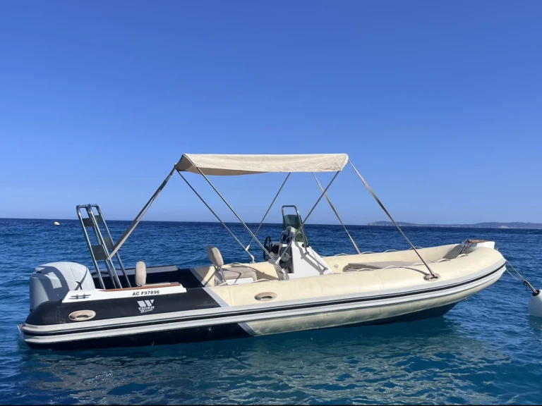 Yacht charter Le Lavandou cheap 620 pro Line 