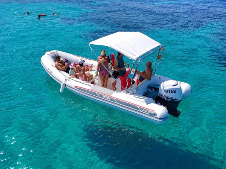RIB for rent Les Issambres at the best price