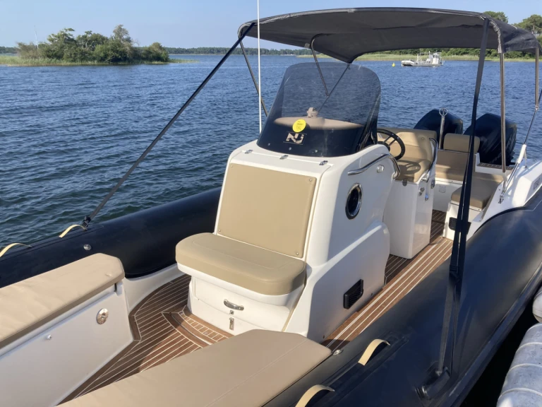RIB rental with or without captain Nuova Jolly Sanguinet