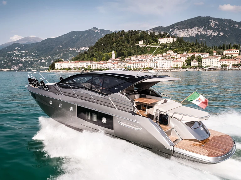 Motorboat for rent Nice Ferry Port at the best price