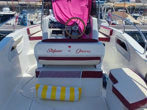 Motorboat rental in Palermo - Blumax 21,5