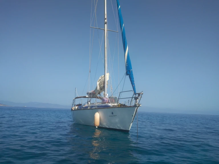 Bareboat Rental Sailboat Dromor with a boat licence