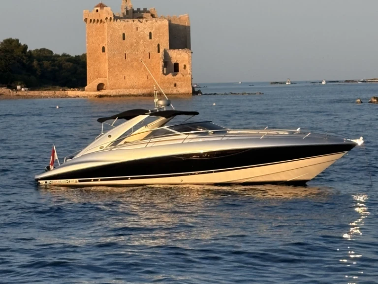Motorboat for rent Cannes at the best price