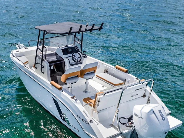 Boat rental Bénéteau Flyer 7 SPACEdeck in Palma de Mallorca on Samboat