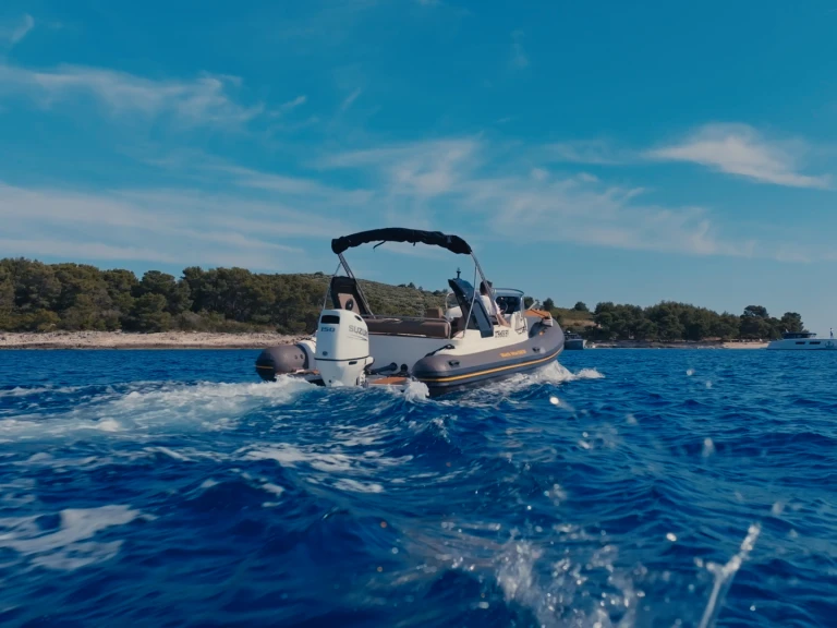 Bareboat Rental RIB Barracuda with a boat licence